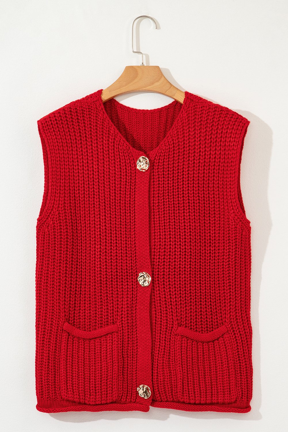 Fiery Red Solid Textured Knit Side Pockets Buttoned Sweater Vest - Image 4